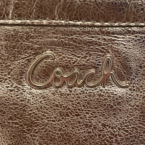 Coach Handbags - Coach Metallic Gallery Tote